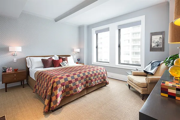 Sold by Corcoran | media 19