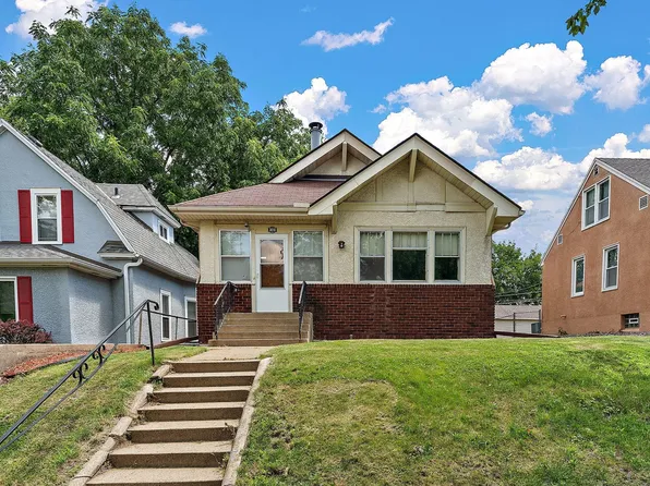3010 James Ave N, Minneapolis, MN 55411