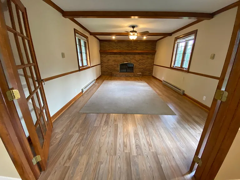 6650 Schreiner St E — Photo 11