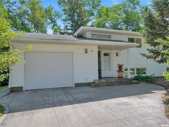 31 Massey ROAD, Regina, SK S4S 4M6
