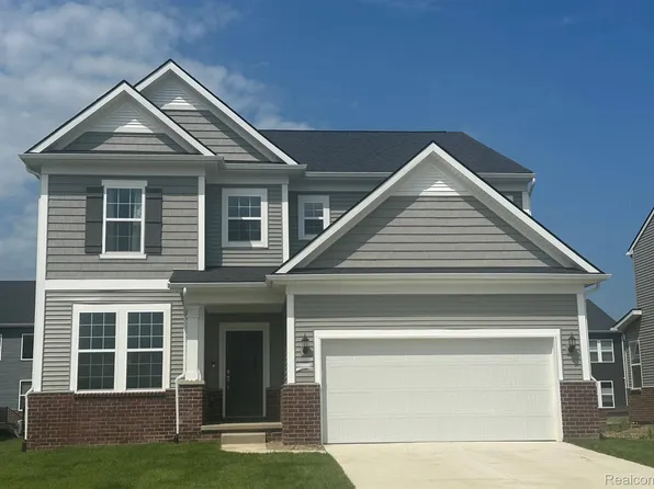 824 Ford Mill Rd, Saline, MI 48176