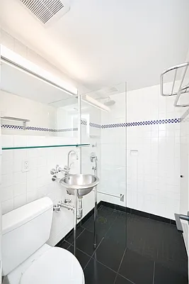 Rented by Living New York | media 15