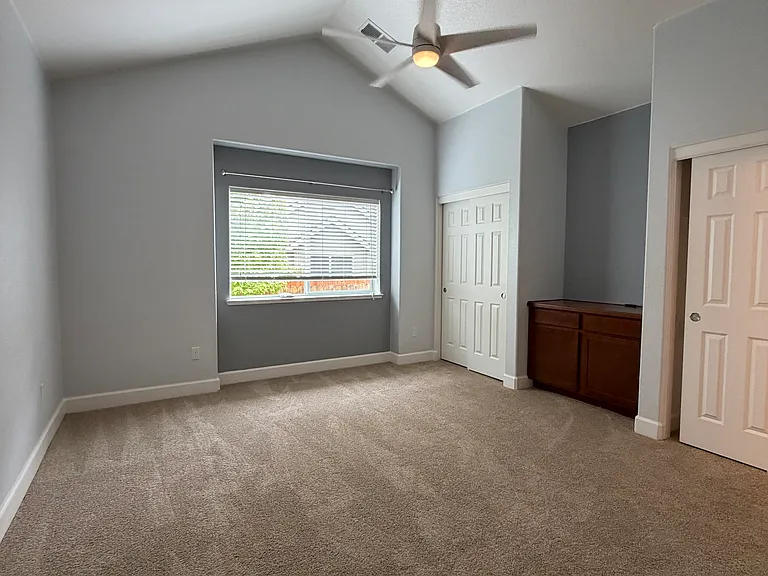 985 Marble Hills Cir — Photo 15