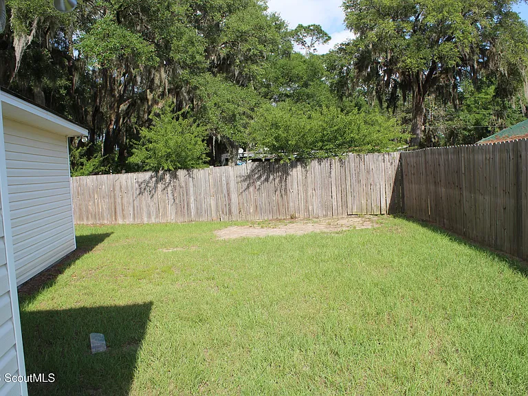 282 Bridgewater Ln — Photo 31