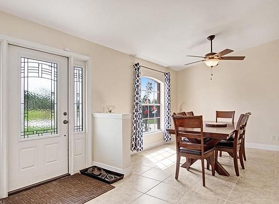 4th image of 500 SW 8th Ct