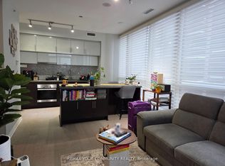 8 Mercer St #1208, Toronto, ON M5V0C4