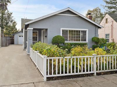 728 Oak Street, Santa Rosa, CA, 95404