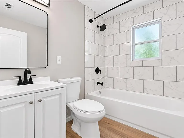 1639 Bridgeport Dr NW — Photo 19