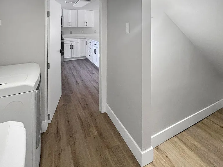 62 Noblestown Rd — Photo 10