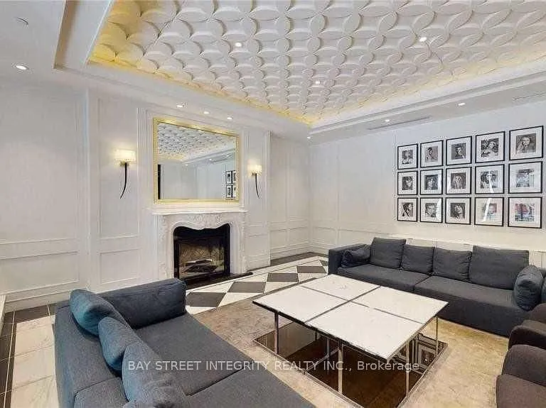 955 Bay St #2206 — Photo 2