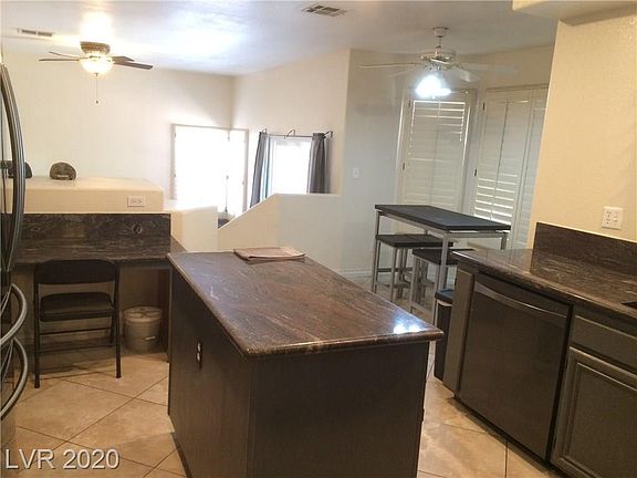 3rd image of 4841 Spanish Wells Dr