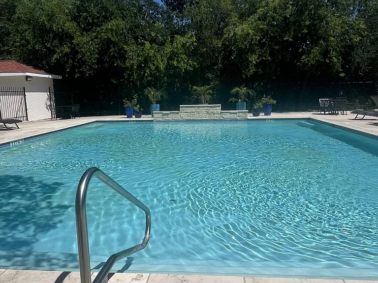 La Marquesa Apartments — Photo 8