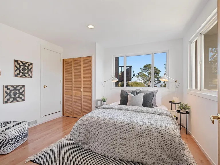 314 Joyce Way — Photo 46