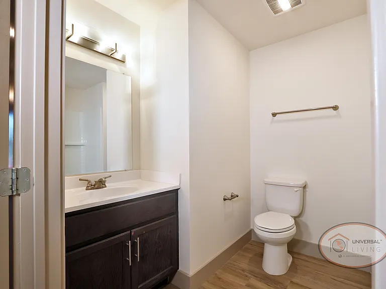 One Bedroom Apartment - Bathroom