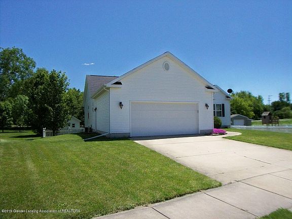 2nd image of 5019 Glendurgan Ct