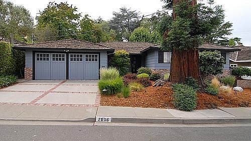 Wonderful San Carlos Location - Upper Eaton!