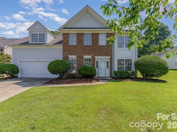 11850 Old Timber Rd, Charlotte, NC 28269
