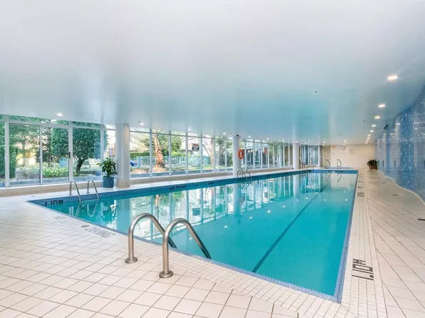 1033 Marinaside Cres #2P, Vancouver, BC V6Z 3A3