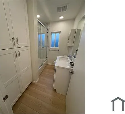 3961 Hillcrest Dr #4 — Photo 1