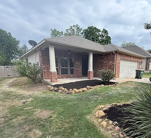 1097 Violet Ln Photo 1