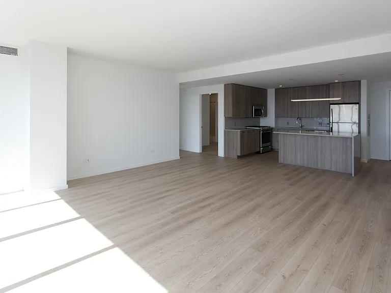 Dining/Living room