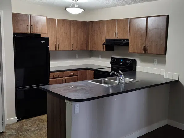709 N 6th Ave SE #105, Slave Lake, AB T0G 2A3