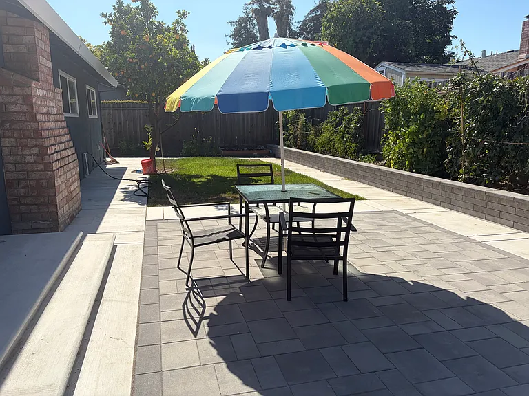 817 Horcajo St — Photo 10