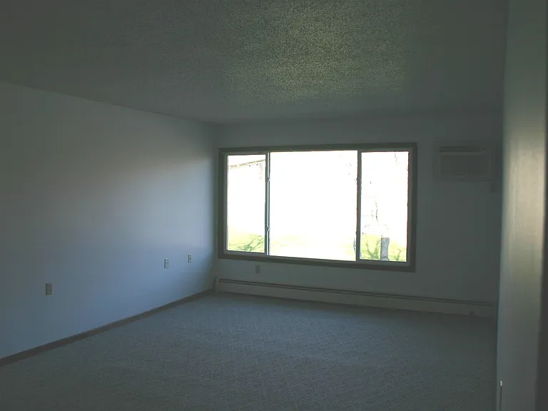 Windom Apartments — Photo 21