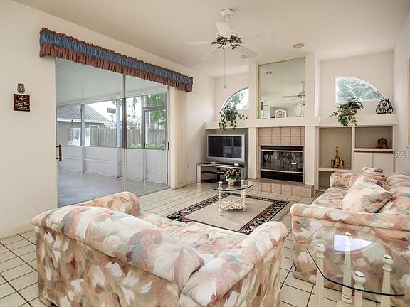 4th image of 2794 Scobee Dr