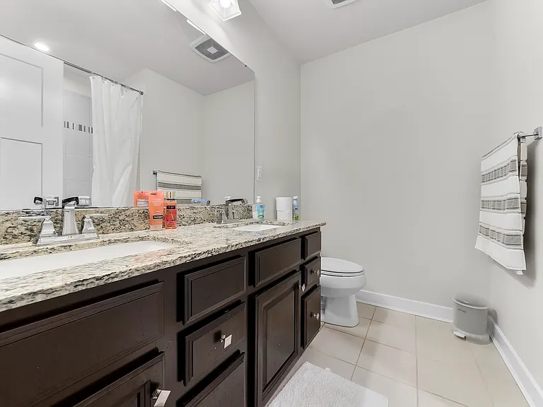 305 Goodwick Dr — Photo 11
