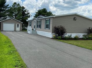 7 J St, Bangor, ME 04401