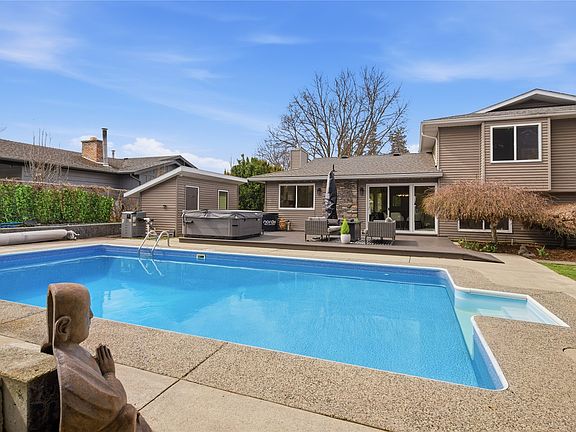 4th image of 4337 Dunvegan Ct