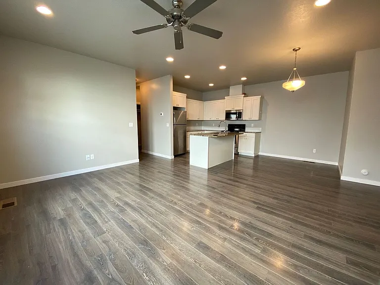 2211 Ison Ct #101 — Photo 2