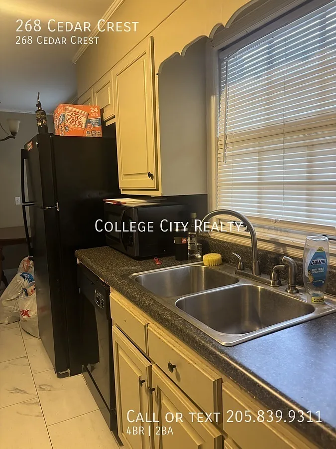 268 Cedar Crest — Photo 3