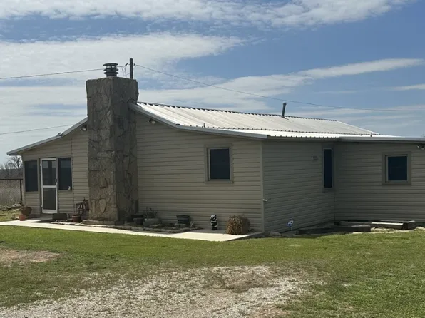 782 Fm Road 2374, Seymour, TX 76380