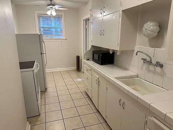 3rd image of 530 E 100 S APT 1