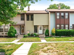 626 Twin Rivers Dr N, East Windsor, NJ 08520