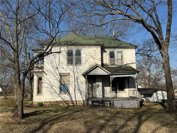 124 S Margrave St E, Fort Scott, KS 66701