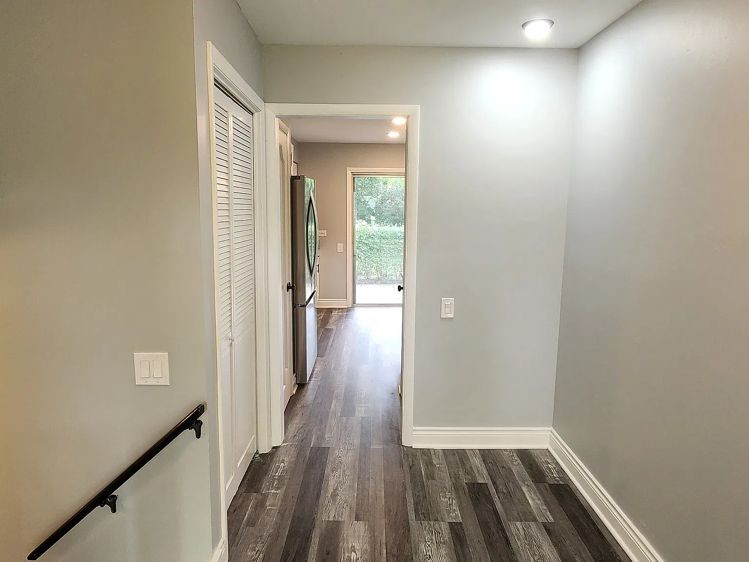 4 bed, 2.5 bath, 1680 sqft, $3,855 — Photo 4
