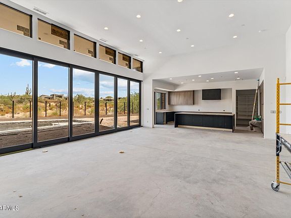 3rd image of 37200 N CAVE CREEK Road #1016