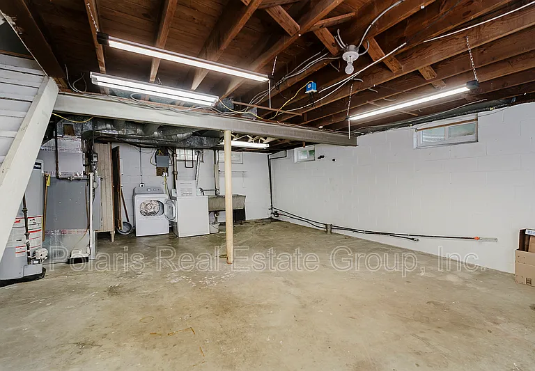 4702 Rookwood Ave — Photo 18