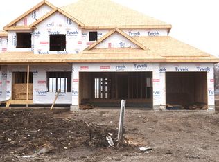 207 N Hickory St, Peotone, IL
