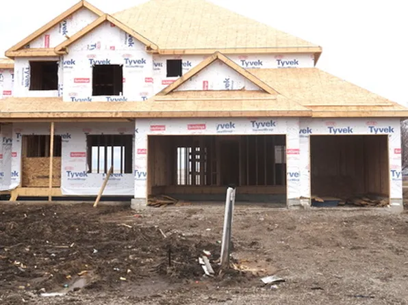 207 N Hickory St, Peotone, IL 60468