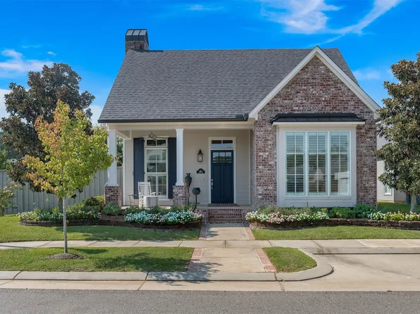 1943 Copper Lily Ln, Shreveport, LA 71106
