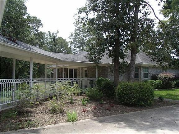 Breezeway from house to garage.