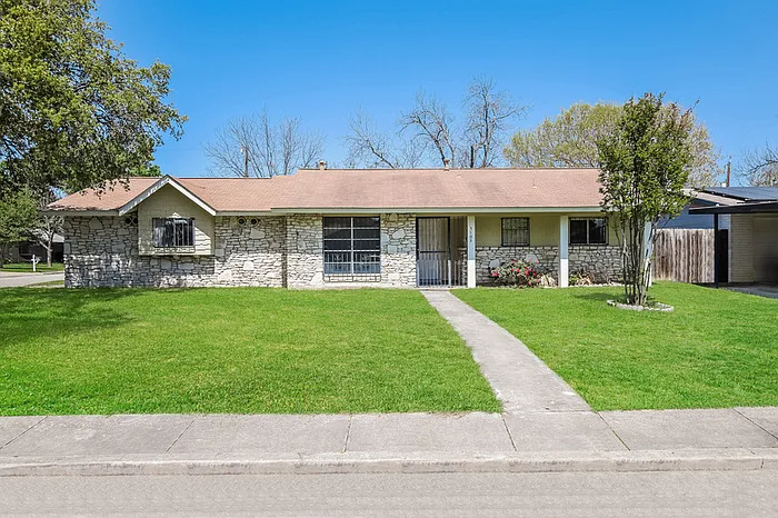 5103 Redding Dr