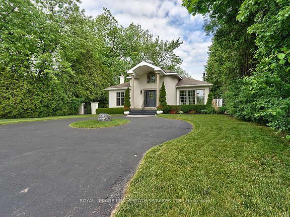 5th image of 3423 Lakeshore Rd