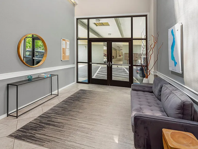 4214 W Lake Sammamish Pkwy NE #301 — Photo 24