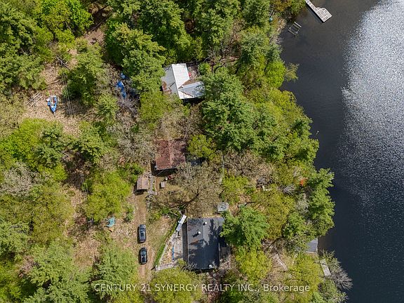 2nd image of 664 Raby Rd