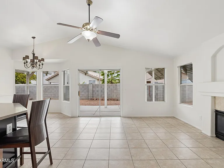 15661 W Hammond Dr — Photo 19